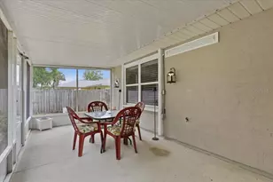 17 Putter Dr, Palm Coast, FL 32164 - Photo 36