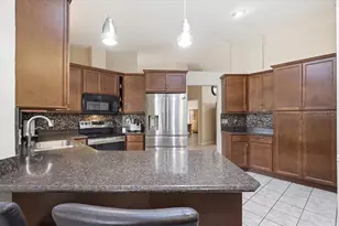 17 Putter Dr, Palm Coast, FL 32164 - Photo 6