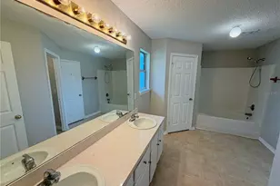 7 Poinsettia Ln, Palm Coast, FL 32164 - Photo 10