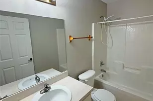 7 Poinsettia Ln, Palm Coast, FL 32164 - Photo 12