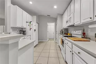 32 Shinnecock Dr, Palm Coast, FL 32137 - Photo 8