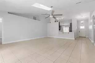 9 Firethorn Ln, Palm Coast, FL 32137 - Photo 10