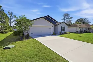 19 Pineapple Dr, Palm Coast, FL 32164 - Photo 2