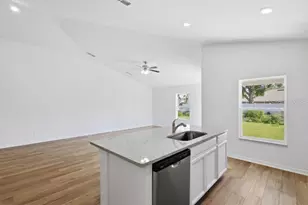 19 Pineapple Dr, Palm Coast, FL 32164 - Photo 16