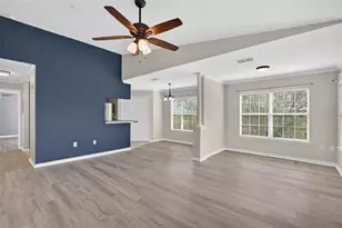 7800 Point Meadows Dr, Jacksonville, FL 32256 - Photo 14