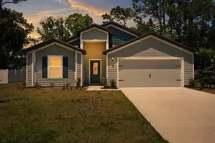 33 Pineapple Dr, Palm Coast, FL 32164 - Photo 2