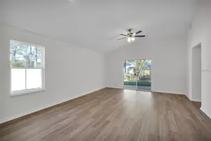 33 Pineapple Dr, Palm Coast, FL 32164 - Photo 4