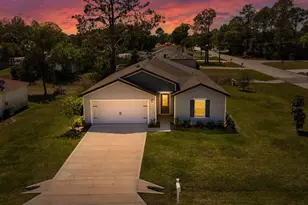 2 Prince Eric Ln, Palm Coast, FL 32164 - Photo 2