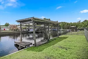 55716 Keith St, Astor, FL 32102 - Photo 4