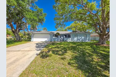 5 Emerald Circle, Ormond Beach, FL 32174 - Photo 2