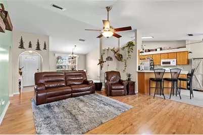 3208 Sarahs Court, Green Cove Springs, FL 32043 - Photo 2