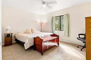 8 Lladd Ct, Palm Coast, FL 32164 - Photo 4
