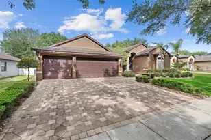 1059 Natural Oaks Dr, Orange City, FL 32763 - Photo 2