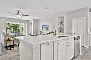 124 Wood Stork Ln, Palm Coast, FL 32164 - Photo 2