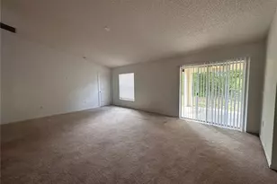 33 Rybark Ln, Palm Coast, FL 32164 - Photo 10