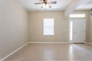 4 White Hurst Ln, Palm Coast, FL 32164 - Photo 2