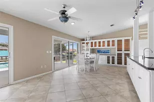21 Crescent Ct S, Palm Coast, FL 32137 - Photo 10