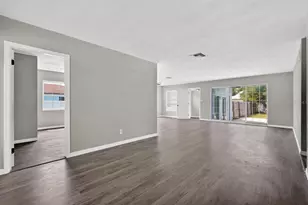 1027 Belaire Dr, Daytona Beach, FL 32118 - Photo 8