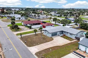 1027 Belaire Dr, Daytona Beach, FL 32118 - Photo 42