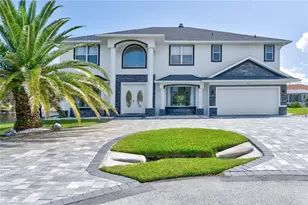 16 Florence Ct, Palm Coast, FL 32137 - Photo 2