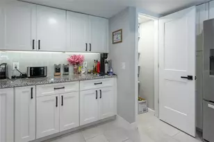 20 Broadmore Cir, Palm Coast, FL 32137 - Photo 8
