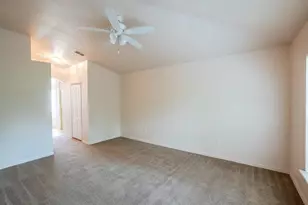 27 Red Clover Ln, Palm Coast, FL 32164 - Photo 32