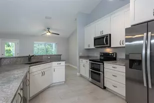 36 Edgely Ln, Palm Coast, FL 32164 - Photo 10