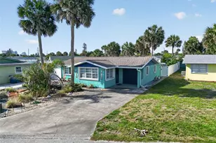 8 Poinsettia Dr, Ormond Beach, FL 32176 - Photo 2