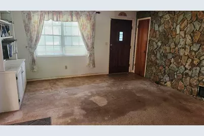 102 Eberhard Avenue, Palatka, FL 32177 - Photo 24
