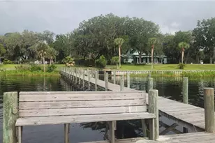 102 Eberhard Ave, Palatka, FL 32177 - Photo 4