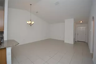 33 Rosecroft Ln, Palm Coast, FL 32164 - Photo 4