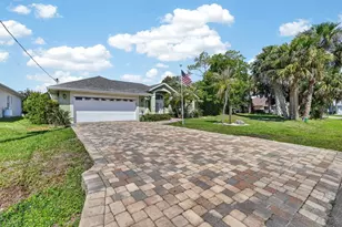 15 Crandon Ct, Palm Coast, FL 32137 - Photo 8