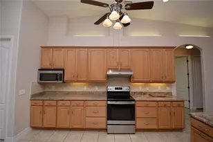 8 Fernon Ln, Palm Coast, FL 32137 - Photo 8