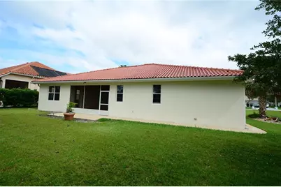 8 Fernon Lane, Palm Coast, FL 32137 - Photo 2