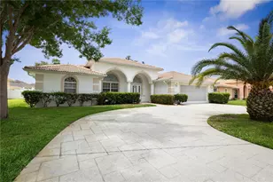 99 Roxboro Dr, Palm Coast, FL 32164 - Photo 2