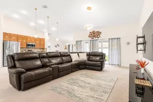 18 Bishop Ln, Palm Coast, FL 32137 - Photo 8