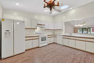 12 Lake Forest Cir N, Palm Coast, FL 32137 - Photo 20