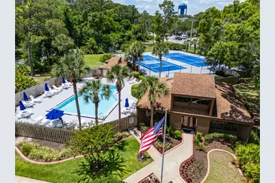 18 Salisbury Court #18, Palm Coast, FL 32137 - Photo 2