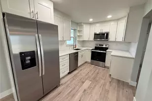 360 Palm Cir, Flagler Beach, FL 32136 - Photo 6