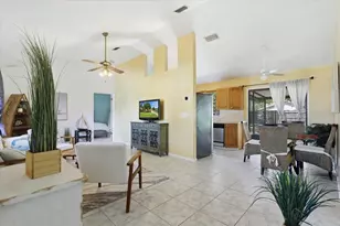 45 Foxhall Ln, Palm Coast, FL 32137 - Photo 14