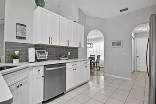 23 Poplar Dr, Palm Coast, FL 32164 - Photo 14