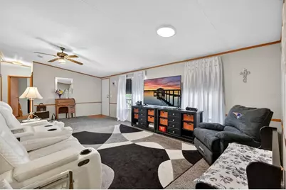 101 Coleman Place, Satsuma, FL 32189 - Photo 8