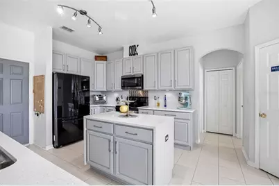 4215 Maplehurst Way, Spring Hill, FL 34609 - Photo 14