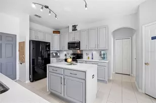 4215 Maplehurst Way, Spring Hill, FL 34609 - Photo 14