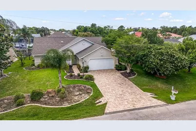 20 Cormorant Court, Palm Coast, FL 32137 - Photo 1