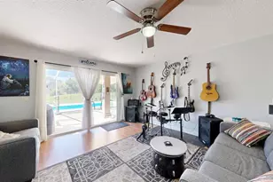 208 London Dr, Palm Coast, FL 32137 - Photo 4