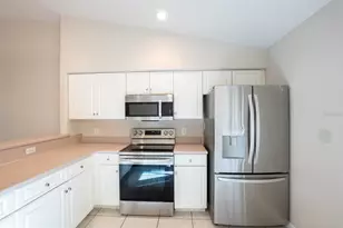 13 Buttonwood Ln, Palm Coast, FL 32137 - Photo 8