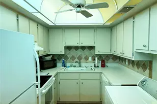 56 Club House Dr, Palm Coast, FL 32137 - Photo 8