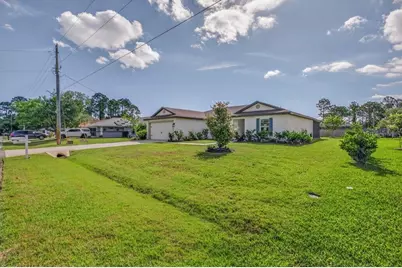15 Princess Kathleen Lane, Palm Coast, FL 32164 - Photo 2
