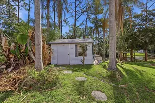 122 Belleaire Dr, Palm Coast, FL 32137 - Photo 10